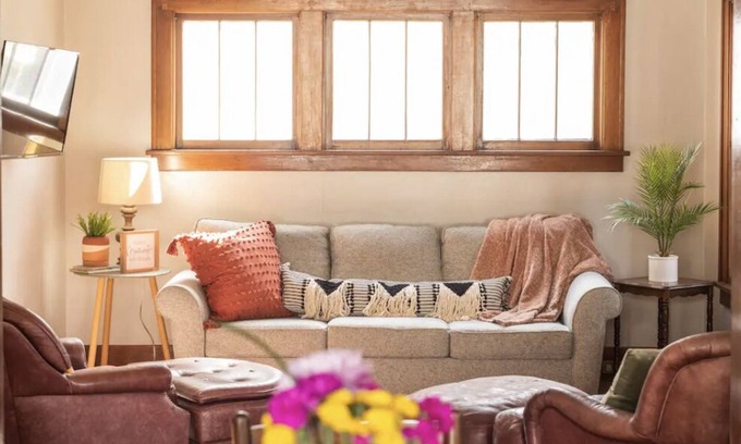 Alexandria Casa | The Boho Bungalow! Downtown Alexandria