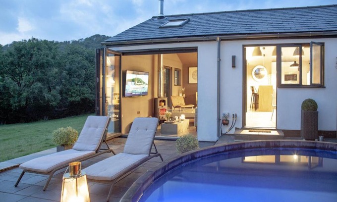 Wells Casa | The Bolt, Wells