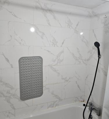 Nuneaton Casa | The Bond House