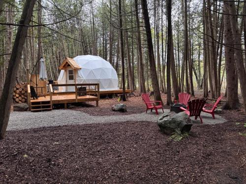 North Algona Wilberforce Otro | The Bonne Chere at New Frontiers Retreat