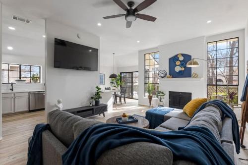 McNeil Casa | The Bonnie - 5 Bed Near Everything
