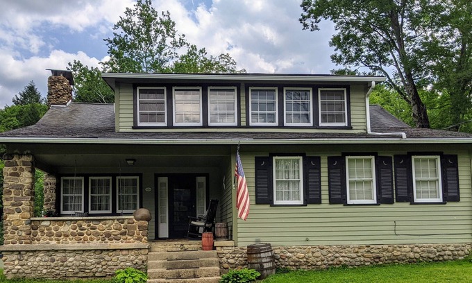 Tidioute Casa | The Bonnie Brae on the Allegheny