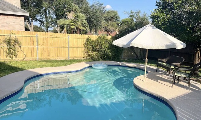 McAllen Casa | The Book and Bed Pool House!