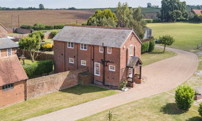 Rodmersham Otro | The Bothy, Faversham