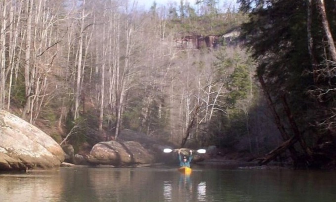 Frenchburg Cabina | The Boulder Garden in the Red River Gorge