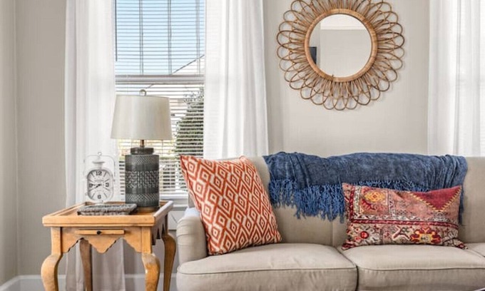 Gainesville Casa | The Boulevard: Close to Gainesville Square & NGHS