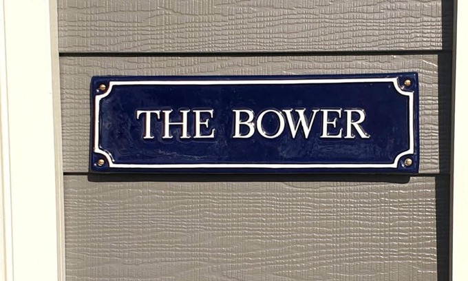 Uralla Chalet De Esquí | The Bower@ Kings Cottage