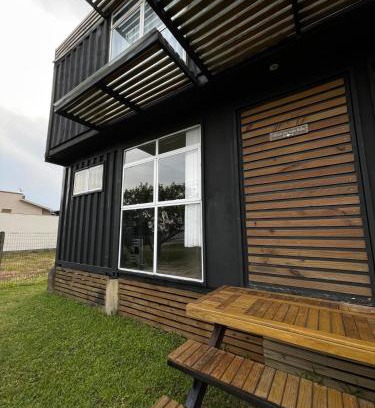 Itapiruba Casa | The Box Container House