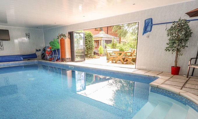 Pantymwyn Apartamento | The Brackens Holiday Cottage, PANTYMWYN