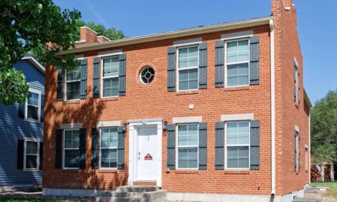 Nauvoo Casa | The Brickhouse in Nauvoo Sleeps 18!