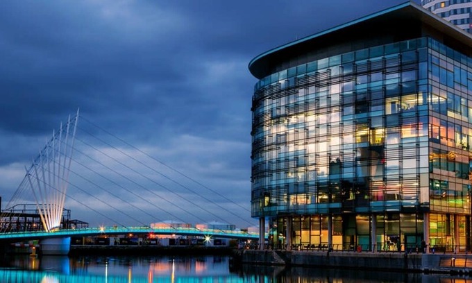 Trafford Apartamento | The Bridgewater Studio The Gathering Sale