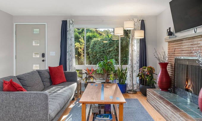 Olympic Hills Apartamento | The Brock at Olympic Hills