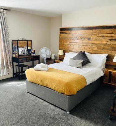 Lewisham Hotel | The Brookmill