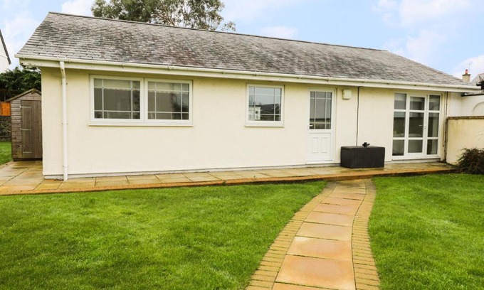 Edern Casa | The Bungalow