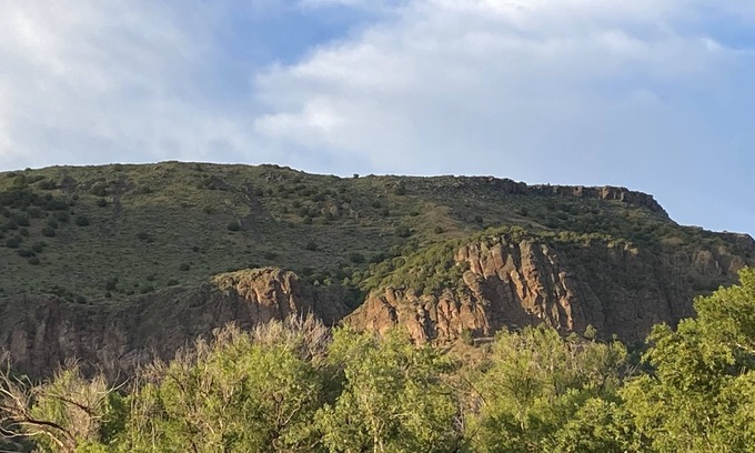 Rigby Cabaña | The Bunkie— Bunkhouse Slps 6-7; hot springs, river & ski