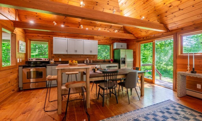 Winhall Cabina | The Burrow