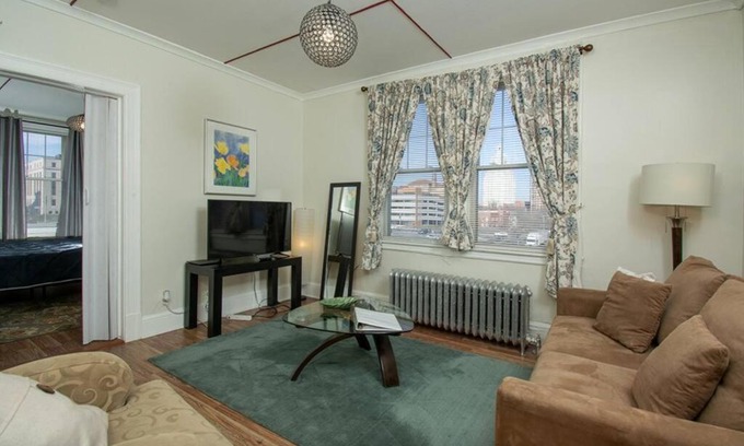 South Green Apartamento | The Bushnell Suite C2 CURRENT Upgrades are Underway Daily!