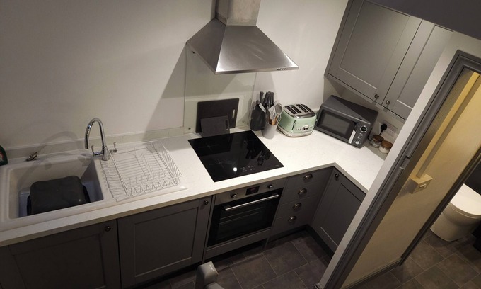 Stroud Cabaña | The Butchers Cottage at The Butchers Arms, Oakridge Lynch