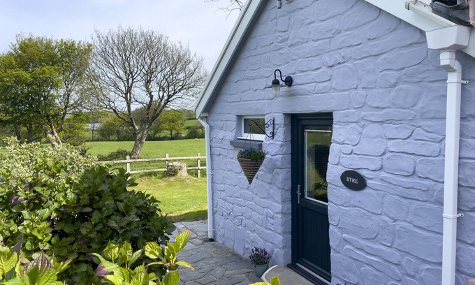 Tremain Cabaña | THE BYRE @ CANLLEFAES, pet friendly, with pool in Cardigan