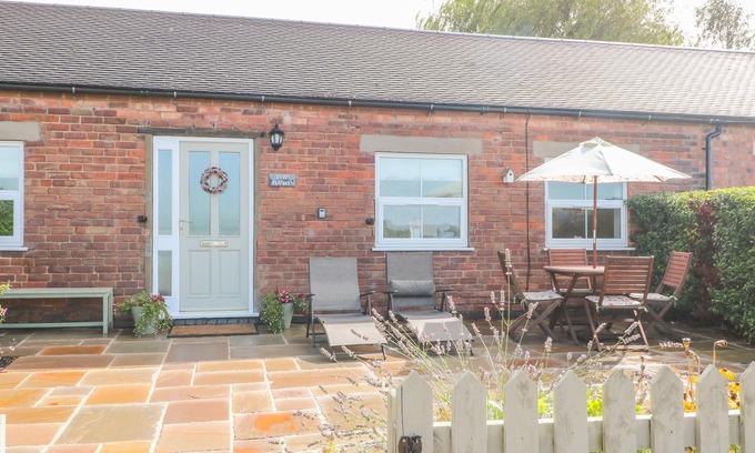 Hollington Cabaña | El establo, mascotas en Hollington, Derbyshire, Ref 933893