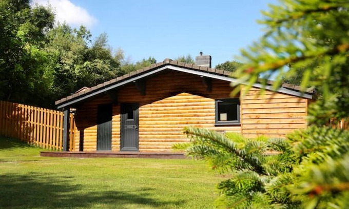 Bridgend Cabina | The Cabin at Ffos Farm