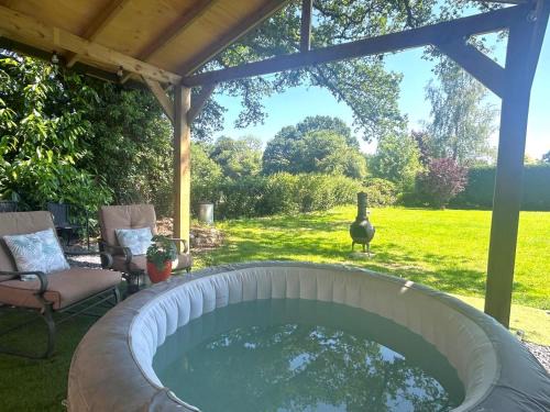 Llandovery Casa | The Cabin at Gerynant