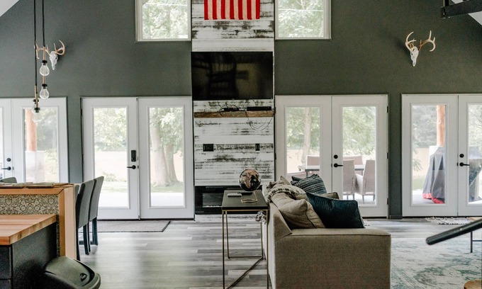 Hyner Casa | The Cabin at Slate Run