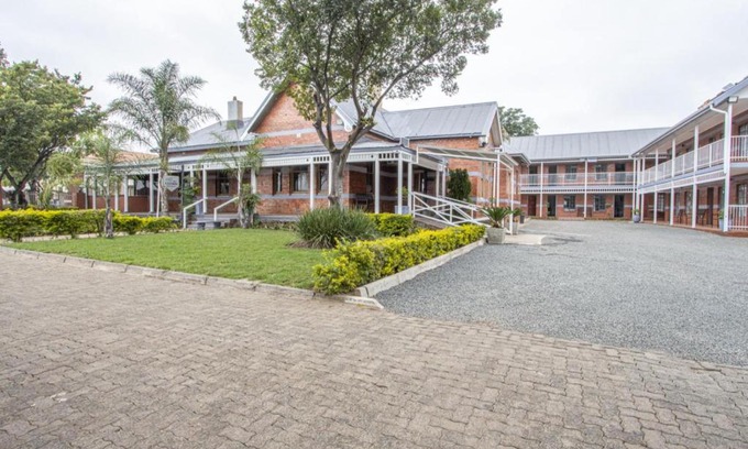 Newcastle Cabina | The Cannon Lodge