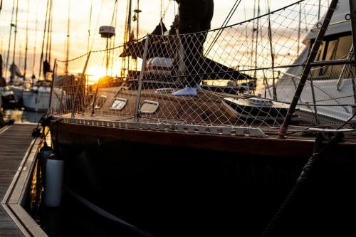San Miguel de Abona Alquiler De Eote | The Captains Locker - 30ft Yacht