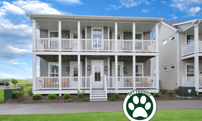 Ottawa Condominio | The Cardinal Cottage | 2 Bed, 2 Bath