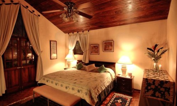 Ciudad Cariari Cama Y Desayuno | The Cariari Bed and Breakfast