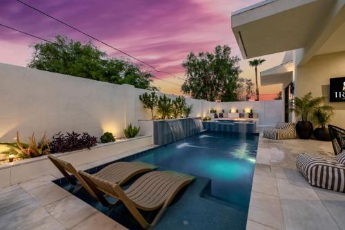 Peaceful Valley Casa | The Carlisle Luxe Villa