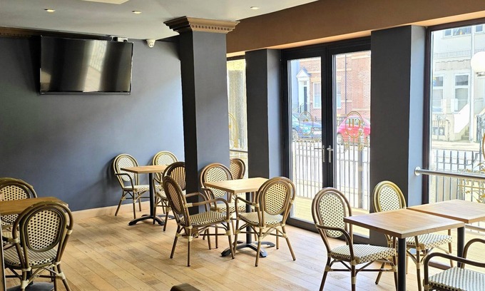 Hull Old Town Hotel | The Carmichael - Hull City Centre
