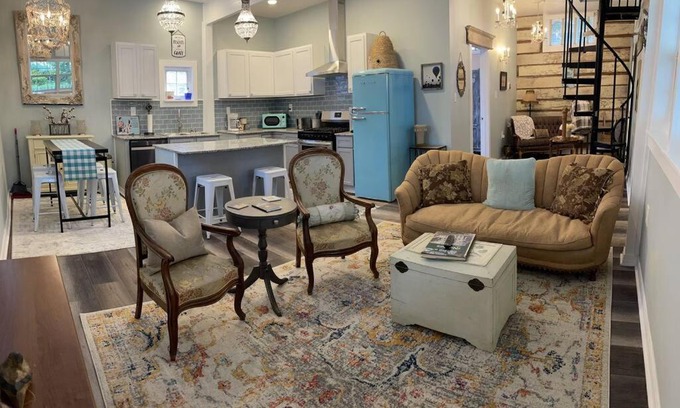 Natchez Casa | The Carriage House at Mose Beer