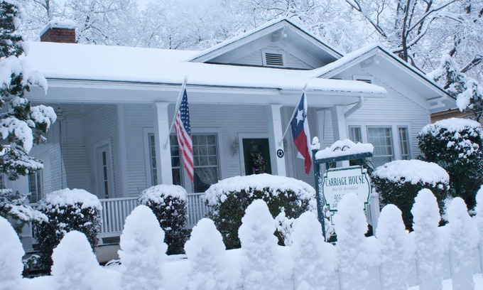 Jefferson Cama Y Desayuno | The Carriage House B&B