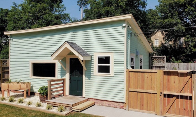 Downtown Little Rock Casa | The Carriage House in SoMa