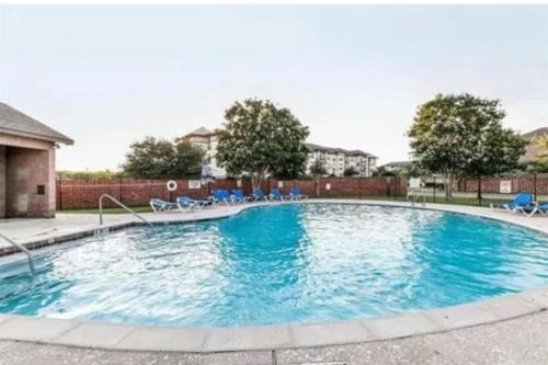 The Colony Casa | The Castle by the Lake with Pool and Balcony near Grandscape