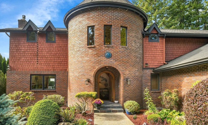 Sunny Shores Casa | The Castle