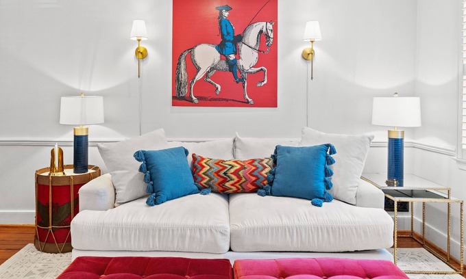 Old Town Alexandria Casa | The Cavalier - Modern American Flair