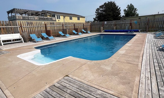 Green Gables Hotel | The Cavendish Motel