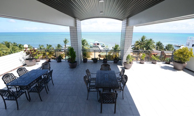 Cayo Corker Hotel | The Caye Hotel Caye Caulker