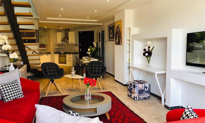 Les Berges Du Lac II Casa | Casa ∙ The Cherry Loft con Jacuzzi
