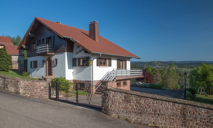 Dabo Chalet De Esquí | El Chalet Beau Regard: 4 estrellas, situado en un entorno privilegiado