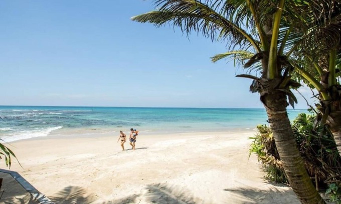 Kathaluwa Villa | The Chalet - Whole Villa 2 Bedroom (Sleeps 4)