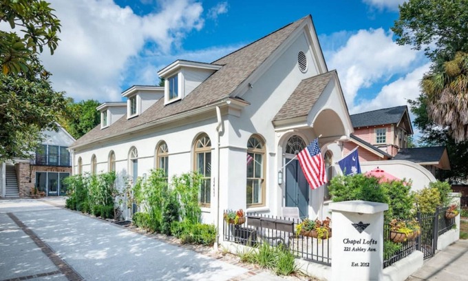 Radcliffeborough Cabaña | The Chapel Compound by Avantstay 3 Home Buyout In Fantastic Charleston Location!