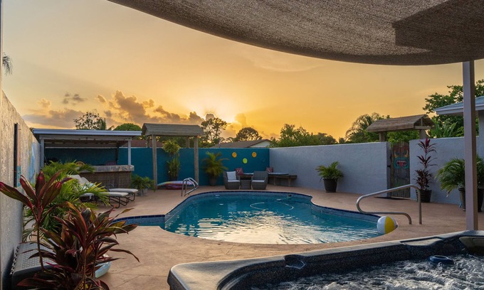 Royal Palm Beach Casa | EL RESORT CHARDONNAY