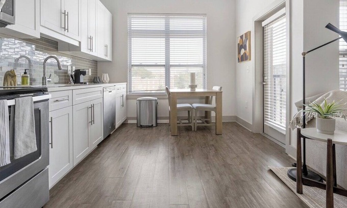 Dilworth Apartamento | The Charlotte Vibe 8719