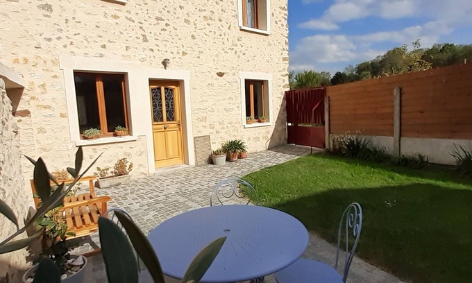 Neuville-Bosc Casa | The charm of the old, the comfort of the new.