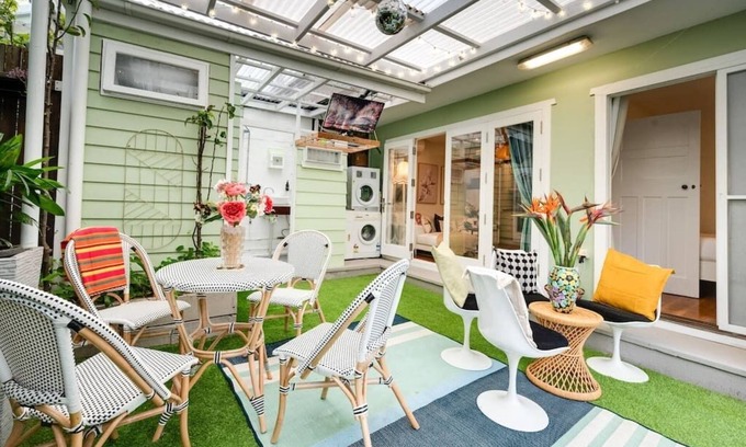 Redfern Casa | The Chelsea Cottage, Alfresco Living East Redfern