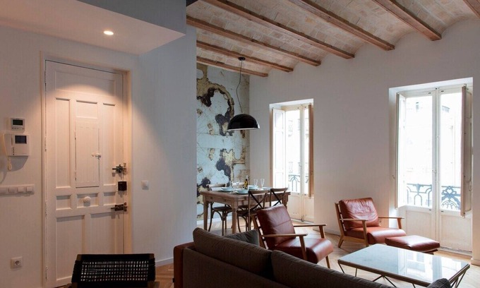 Eixample Apartamento | The Chic and Elegant Apartment in Valencia Centre by Florit Flats